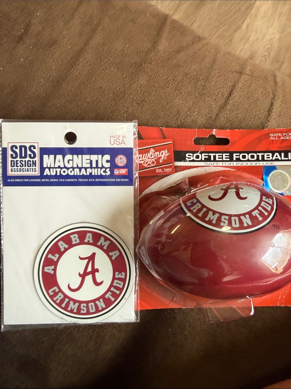 🧡 15 items for $20🧡 Alabama Crimson Tide Magnetic Autographics & Softee Fball